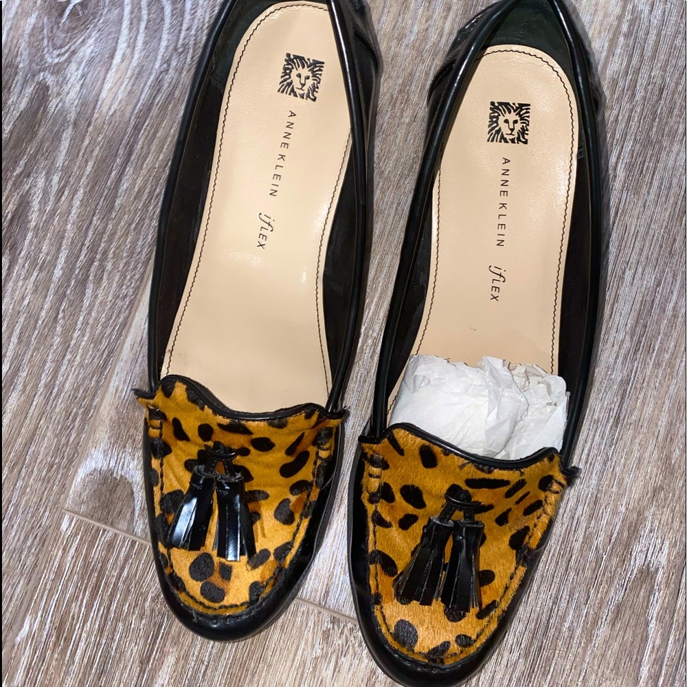 Womens dress shoes